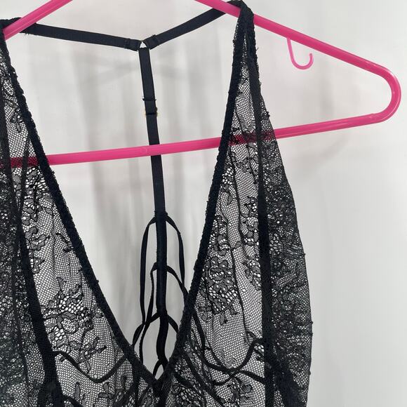 VICTORIA'S SECRET Bodysuit Size Small Lace Lingerie Black Plunge Sexy Strappy - Picture 5 of 12